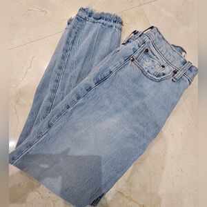 Abercrombie & Fitch High Rise Mom Jeans Size 26